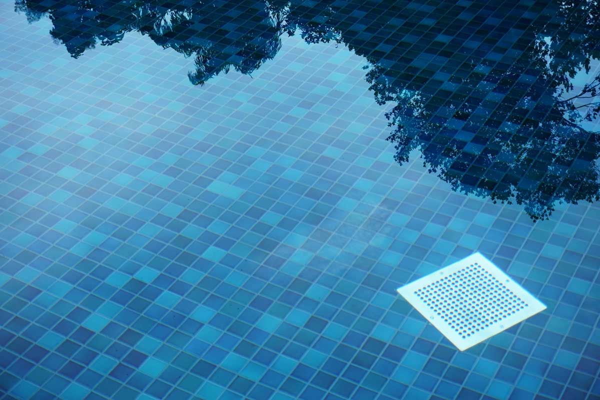 Pool tile